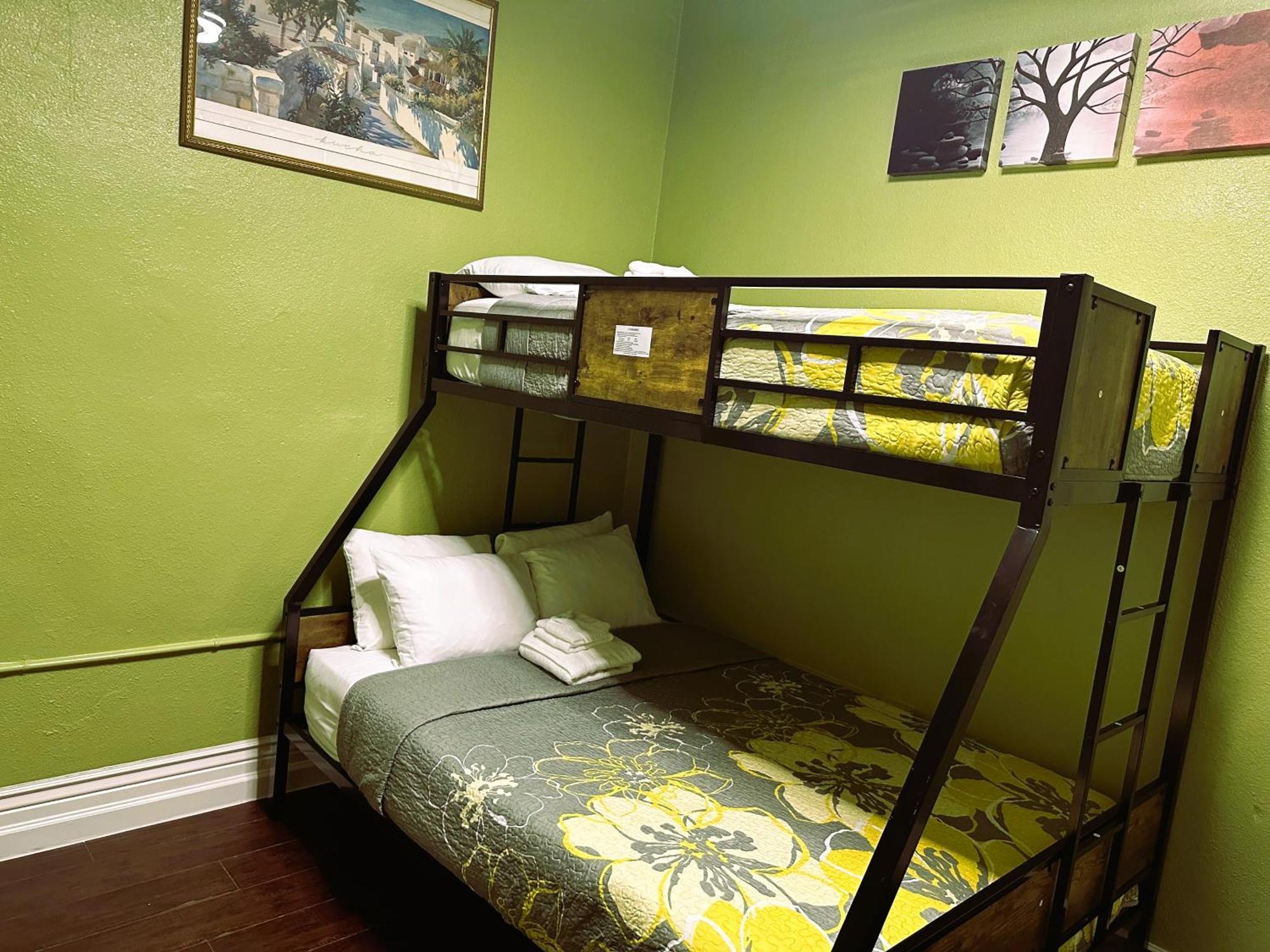 סן פרנסיסקו Orange Village Hostel חדר תמונה