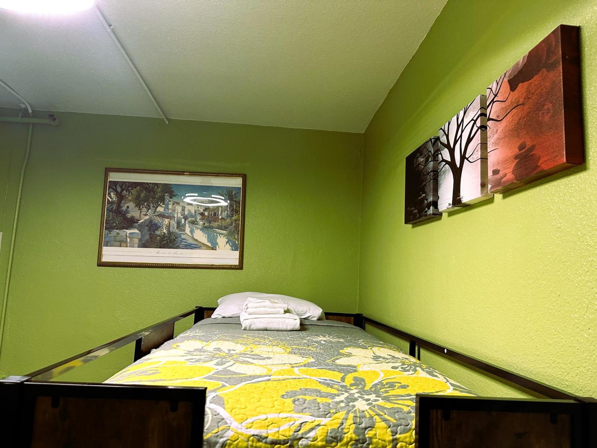 סן פרנסיסקו Orange Village Hostel חדר תמונה